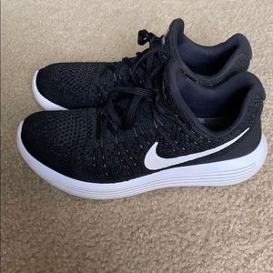 Nike Women’s Lunarlon Lunarepic Flyknit 2